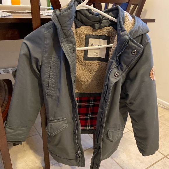 Jacket - Picture 1 of 5